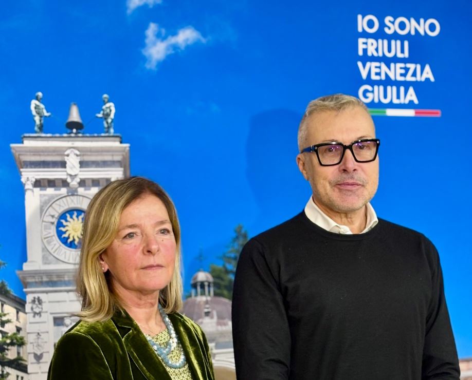 Lassessore alle Attività produttive e al Turismo Sergio Emidio Bini insieme alla coordinatrice di FVG Film Commission - PromoTurismoFVG Chiara Valenti Omero.